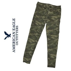 American Eagle Outfitters Super Stretch Hi Rise Camo Jeggings - Size‎ 8 Short